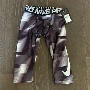 Boys Nike compression pants